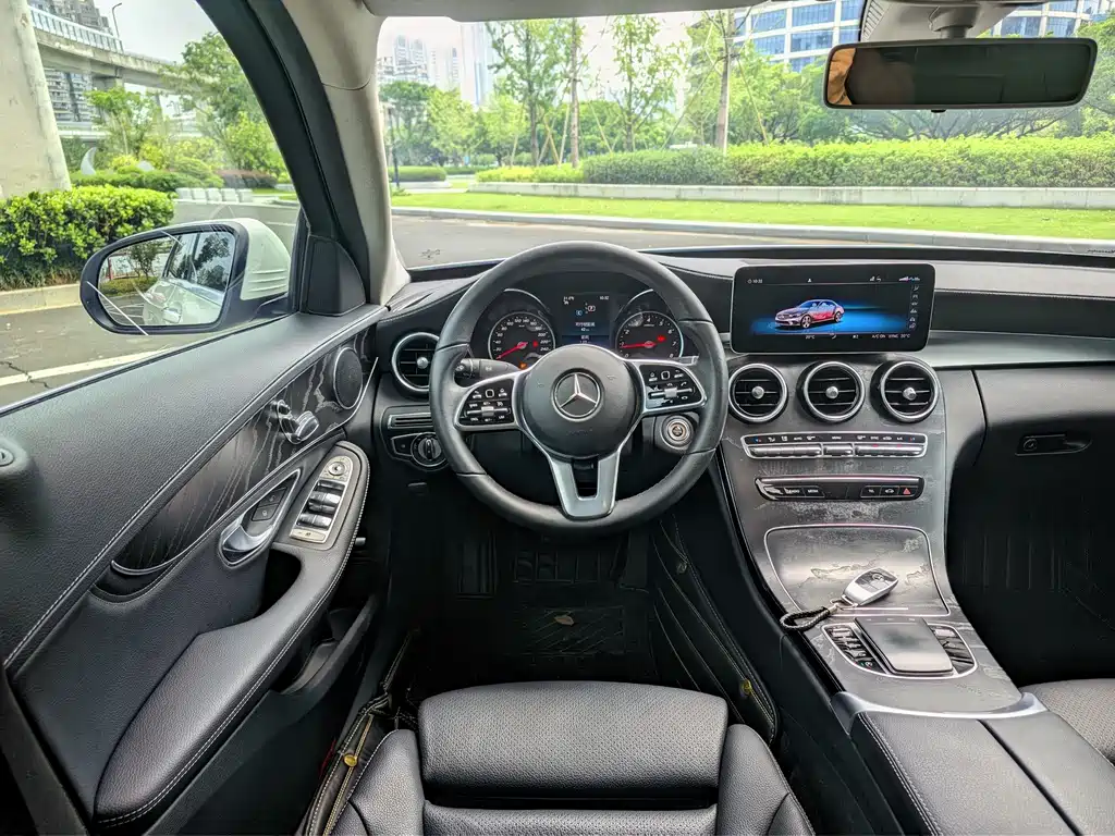 Mercedes-Benz C-Class 2019 — фото 9
