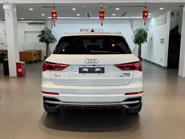 Audi Q3 2022