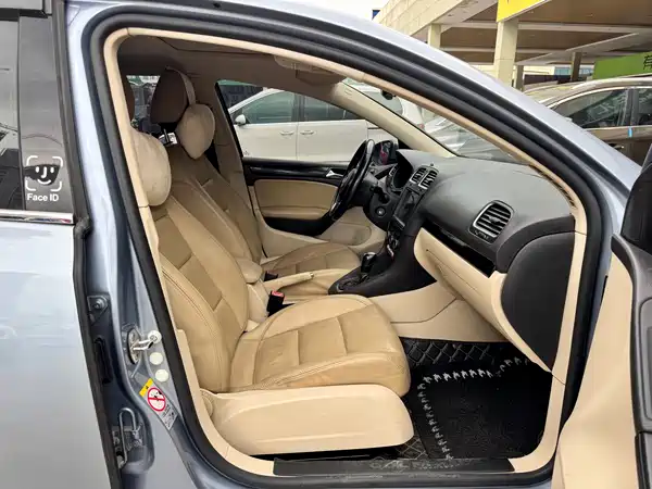 Volkswagen Golf 2012