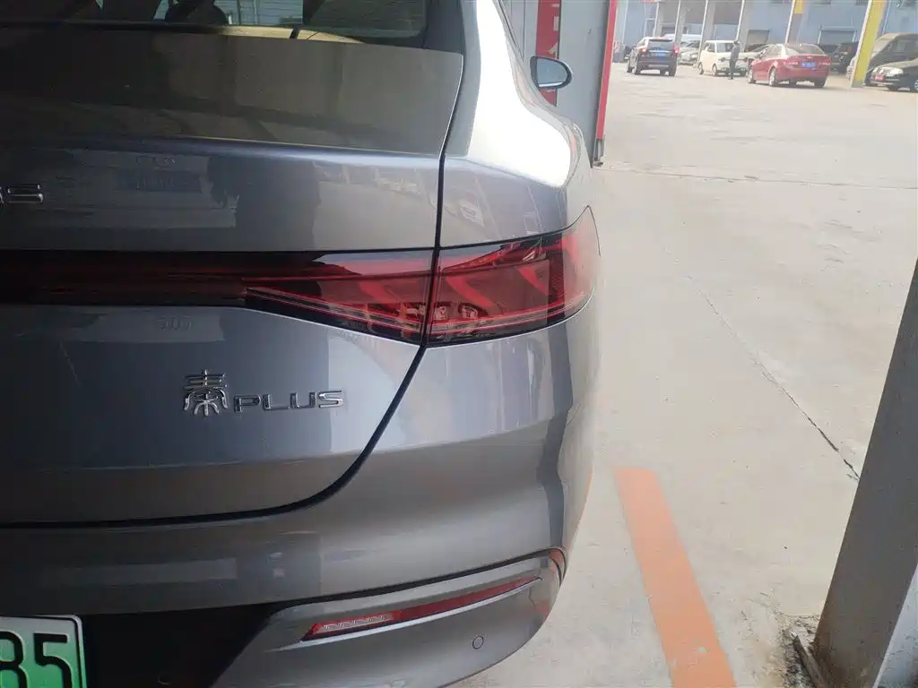BYD Qin PLUS 2023 — фото 8