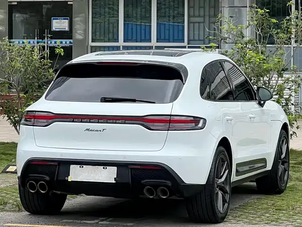 Porsche Macan 2023