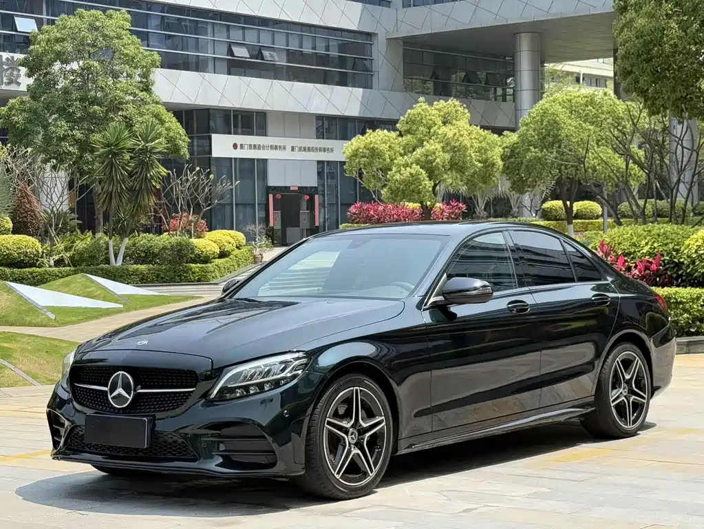 Mercedes-Benz C-Class 2020 — фото 1