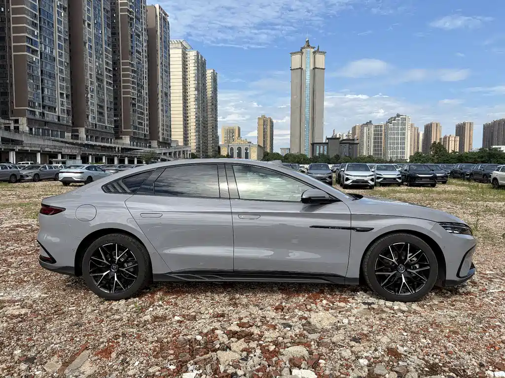 BYD Han 2025