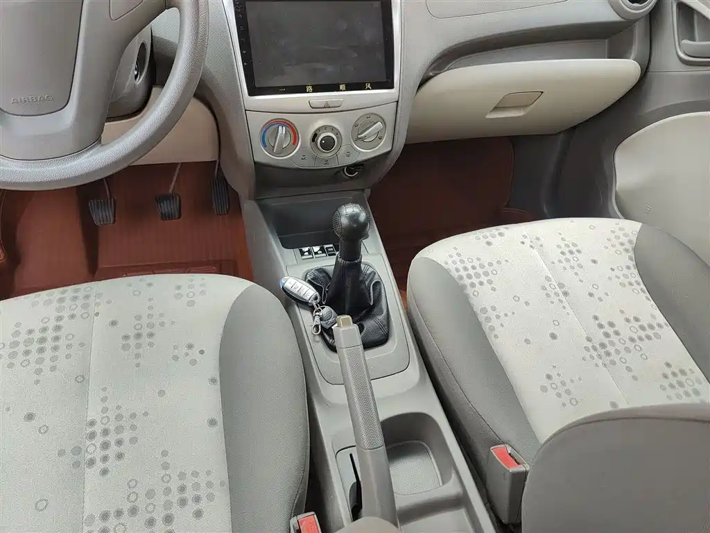 Chevrolet Sail 2015 — фото 14