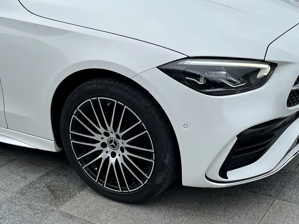 Mercedes-Benz C-Class 2023 — фото 14