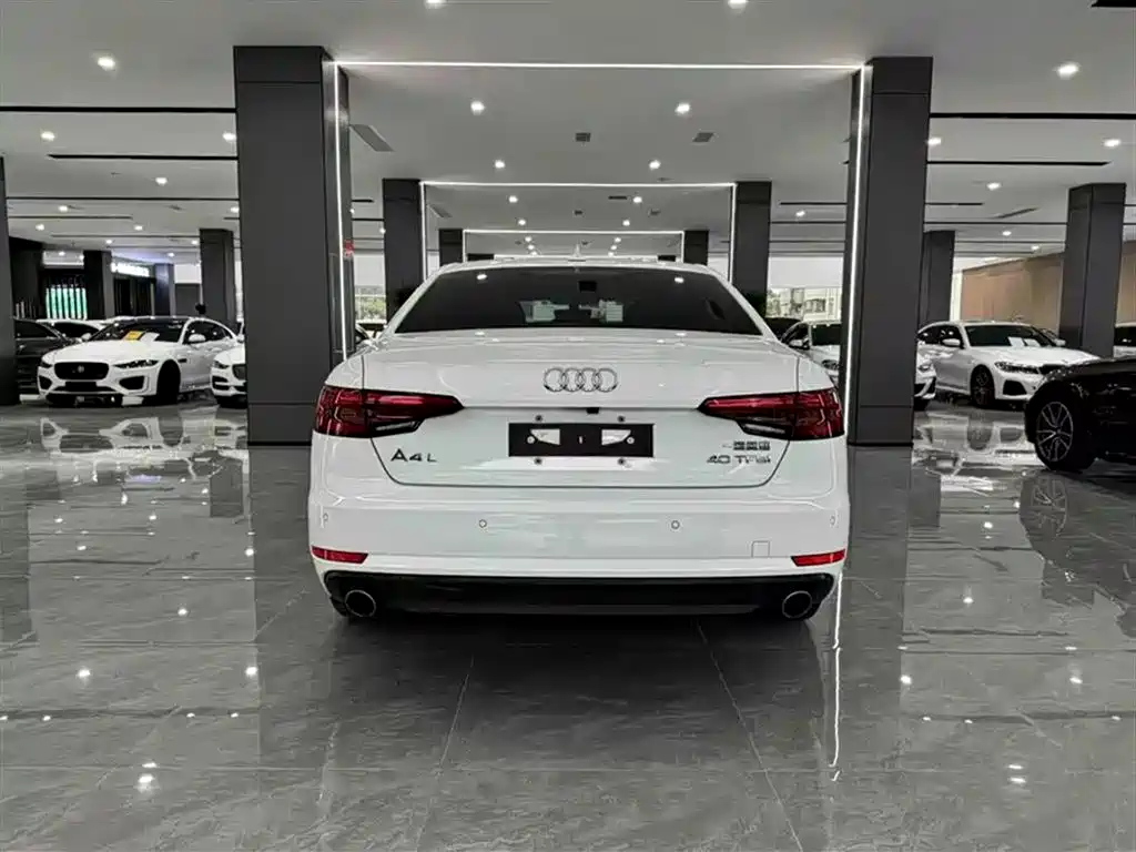 Audi A4L 2016 — фото 8