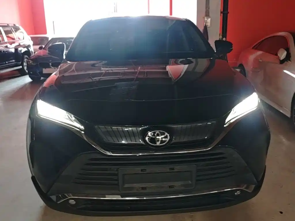Toyota Harrier 2022 — фото 3