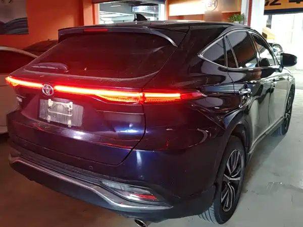 Toyota Harrier 2022