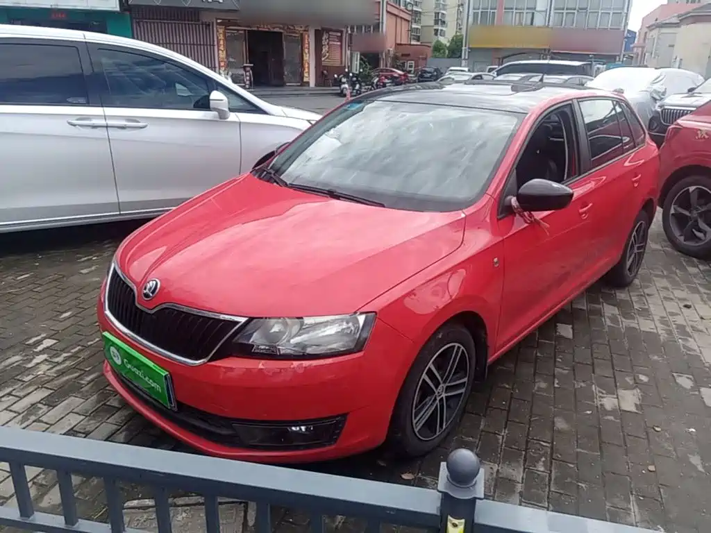 Skoda Rapid Spaceback 2014