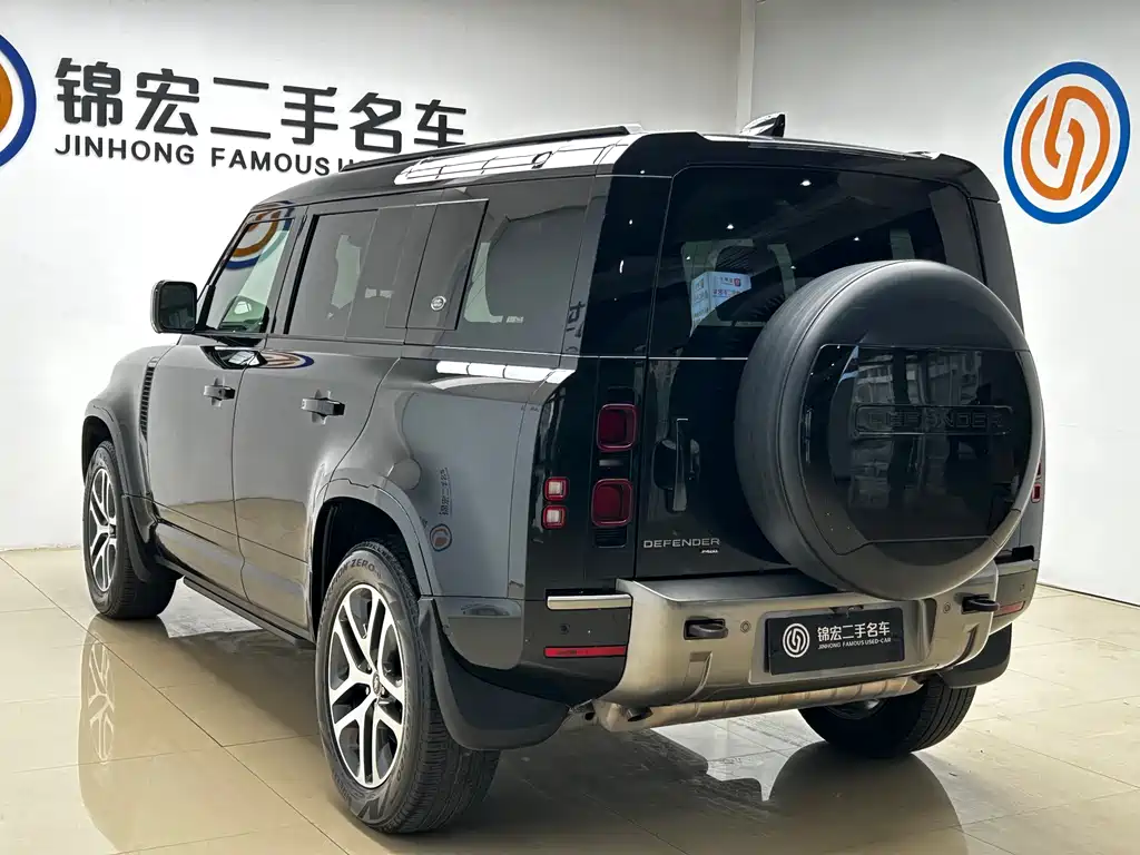 Land Rover Defender 2021 — фото 24