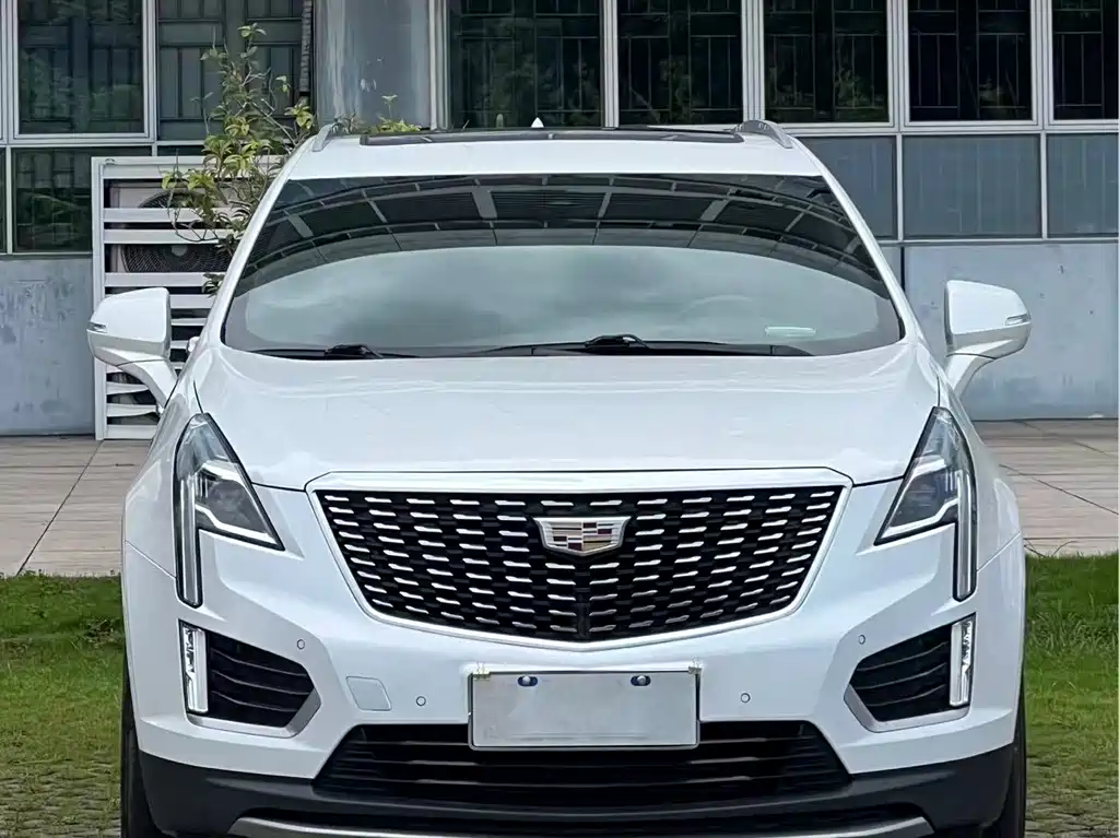 Cadillac XT5 2019 — фото 2