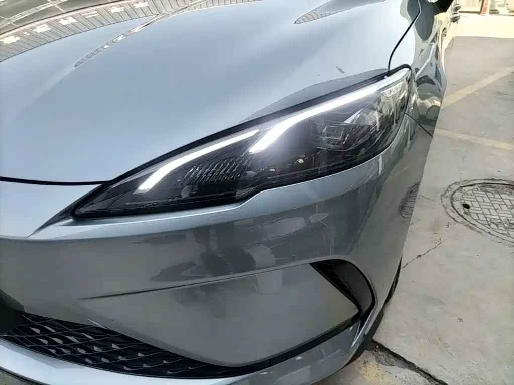 BYD Seal 05 DM-i 2025 — фото 24