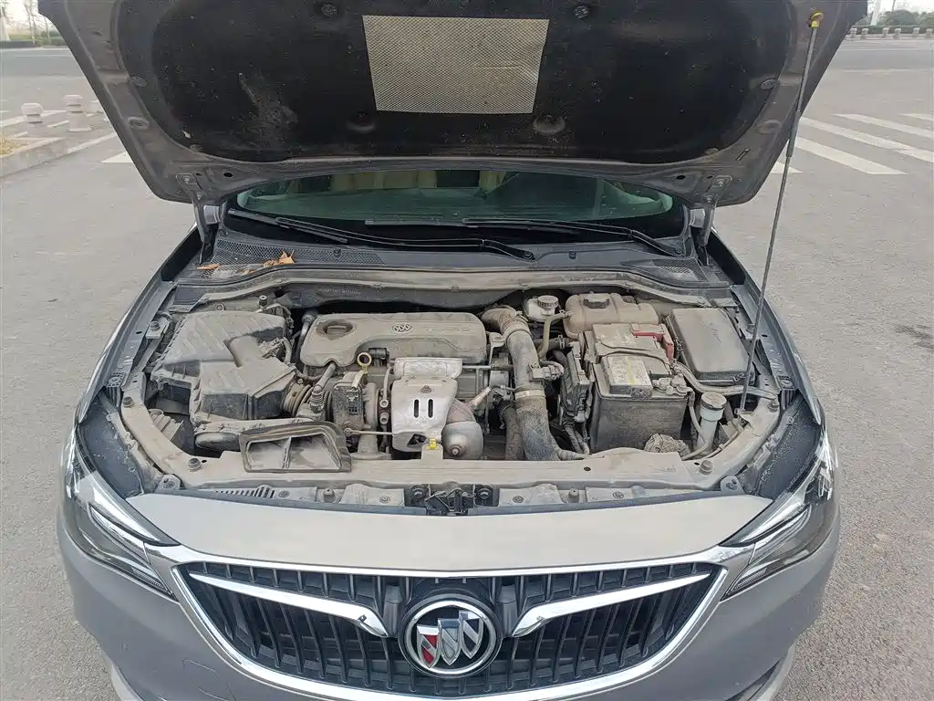 Buick Excelle 2018 — фото 16