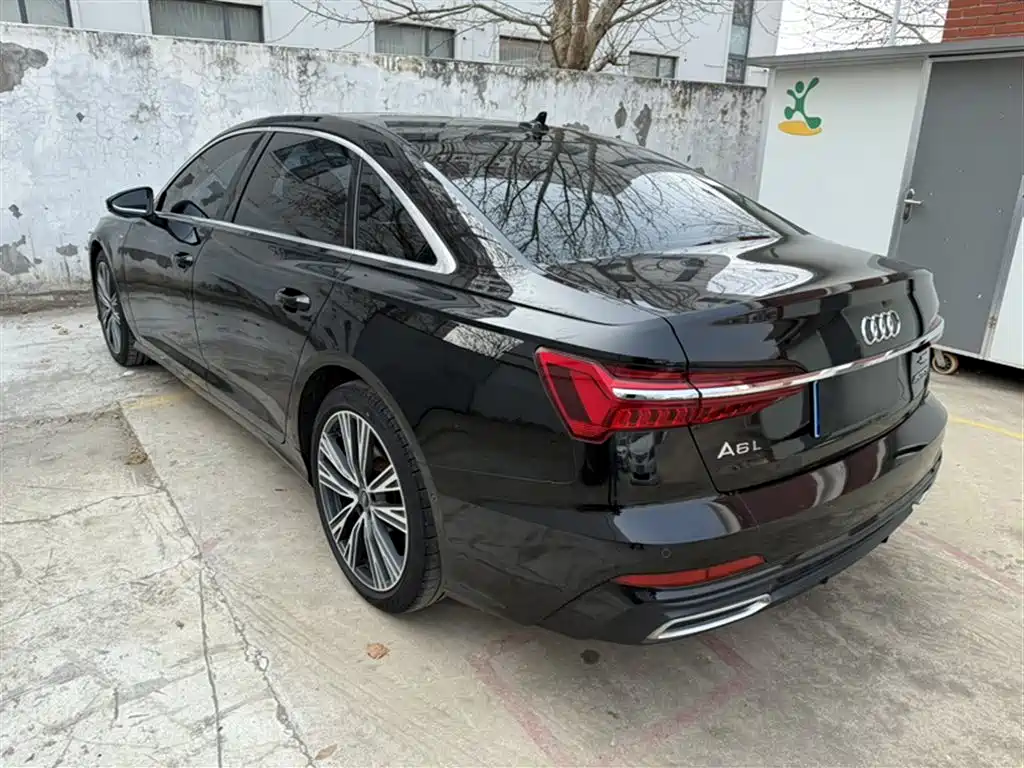 Audi A6L 2022 — фото 7