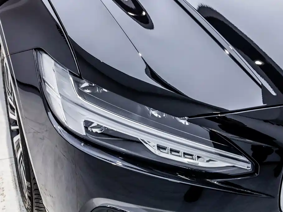 Volvo S90 2025 — фото 16