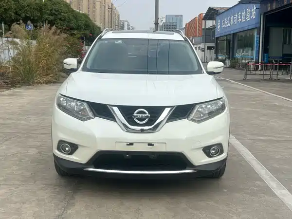 Nissan X-Trail 2015