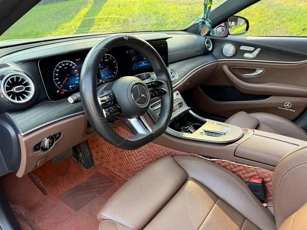 Mercedes-Benz E-Class 2021