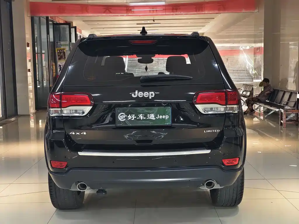 Jeep Grand Cherokee 2020 — фото 19