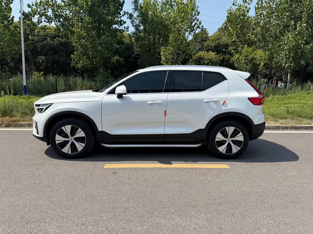 Volvo XC40 2023