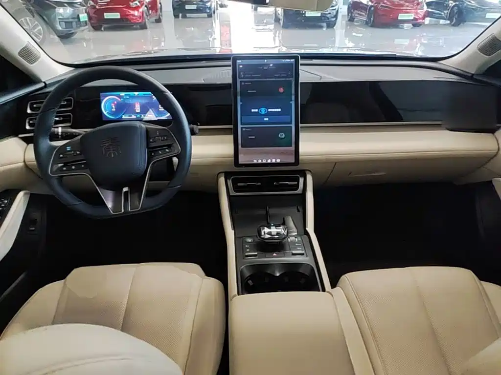 BYD Qin L 2025 — фото 10