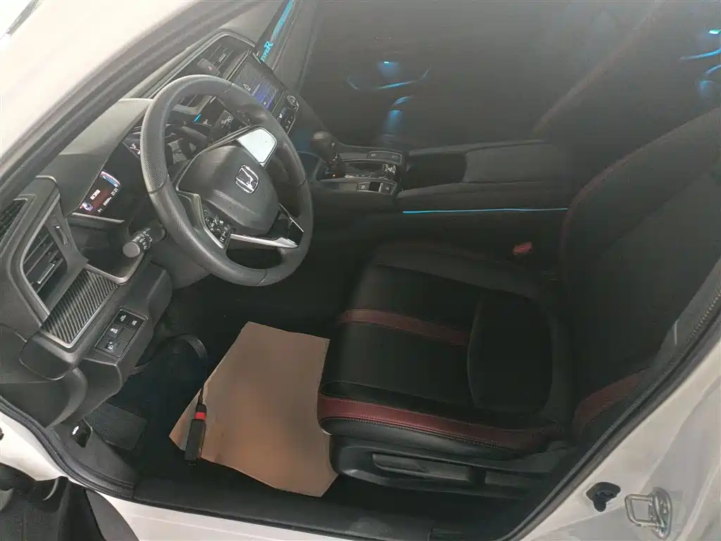 Honda Civic 2022 — фото 15