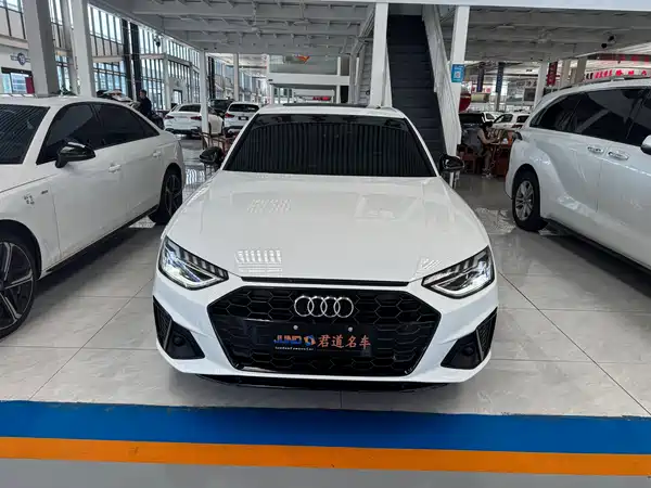 Audi A4L 2025