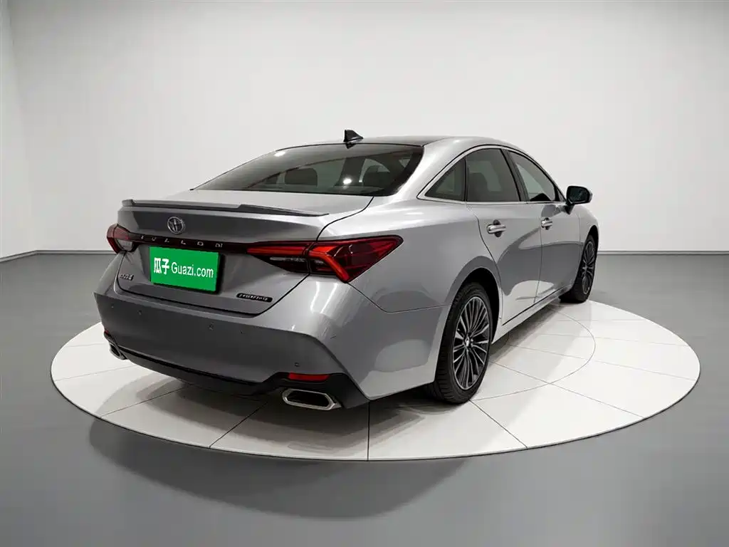 Toyota Avalon 2019 — фото 6