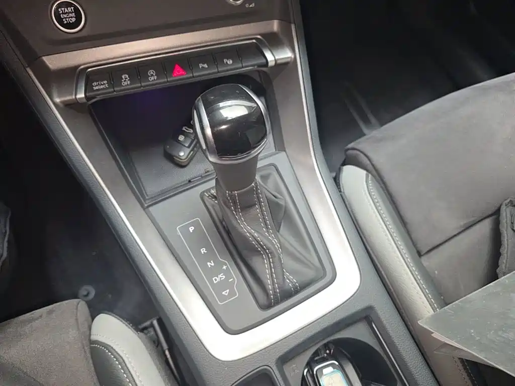 Audi Q3 2023 — фото 21