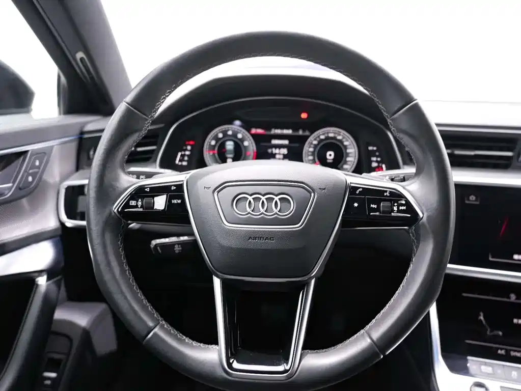 Audi A6L 2021 — фото 25