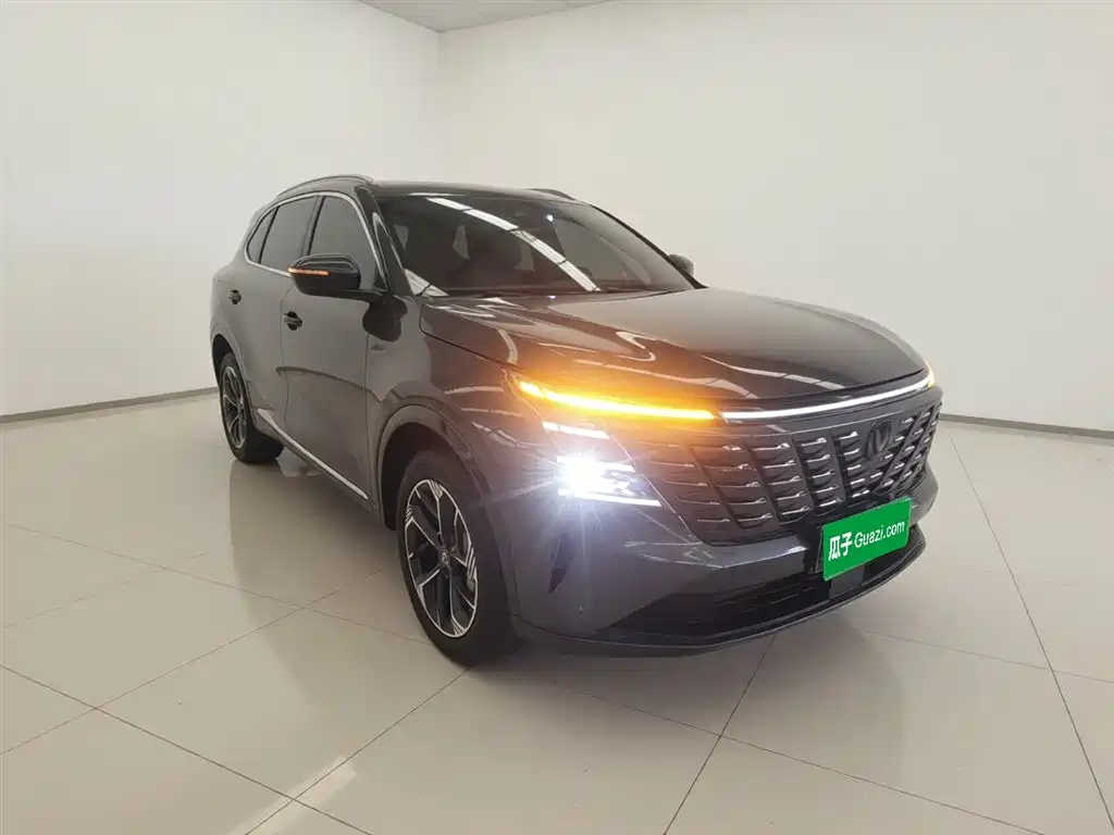 Changan CS75 PLUS 2025 — фото 4