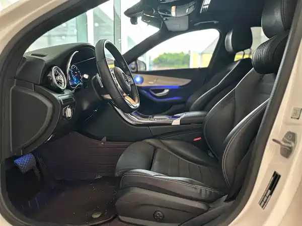 Mercedes-Benz C-Class 2020