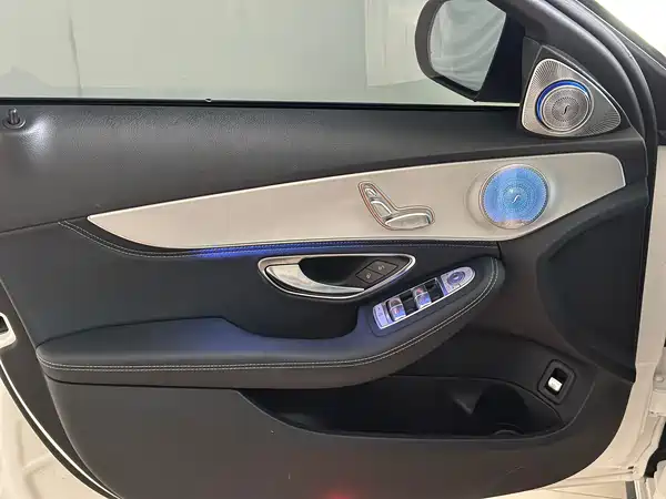 Mercedes-Benz C-Class 2020