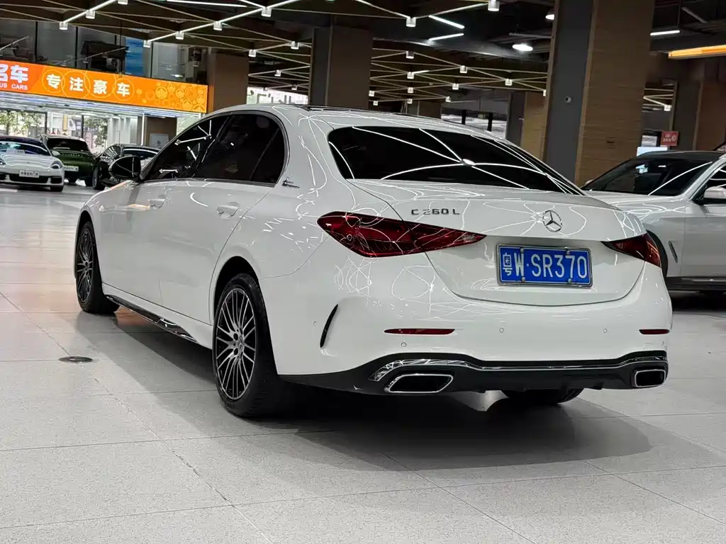 Mercedes-Benz C-Class 2022 — фото 11