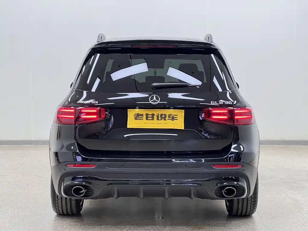 Mercedes-Benz GLB AMG 2025
