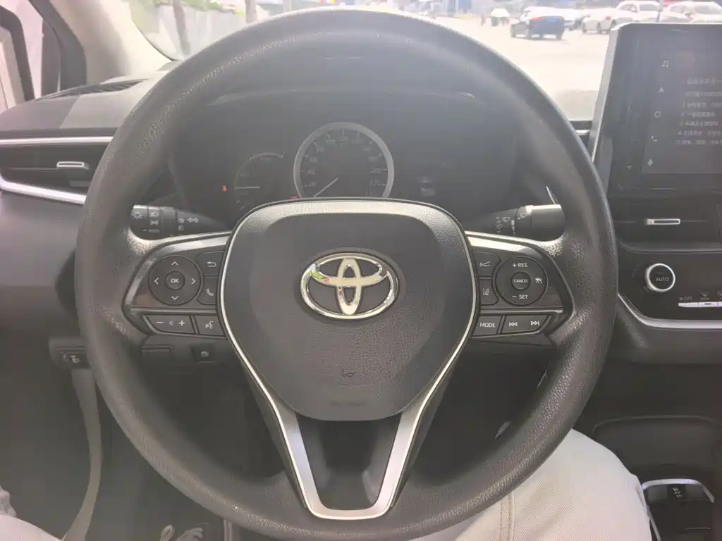 Toyota Corolla 2021 — фото 11