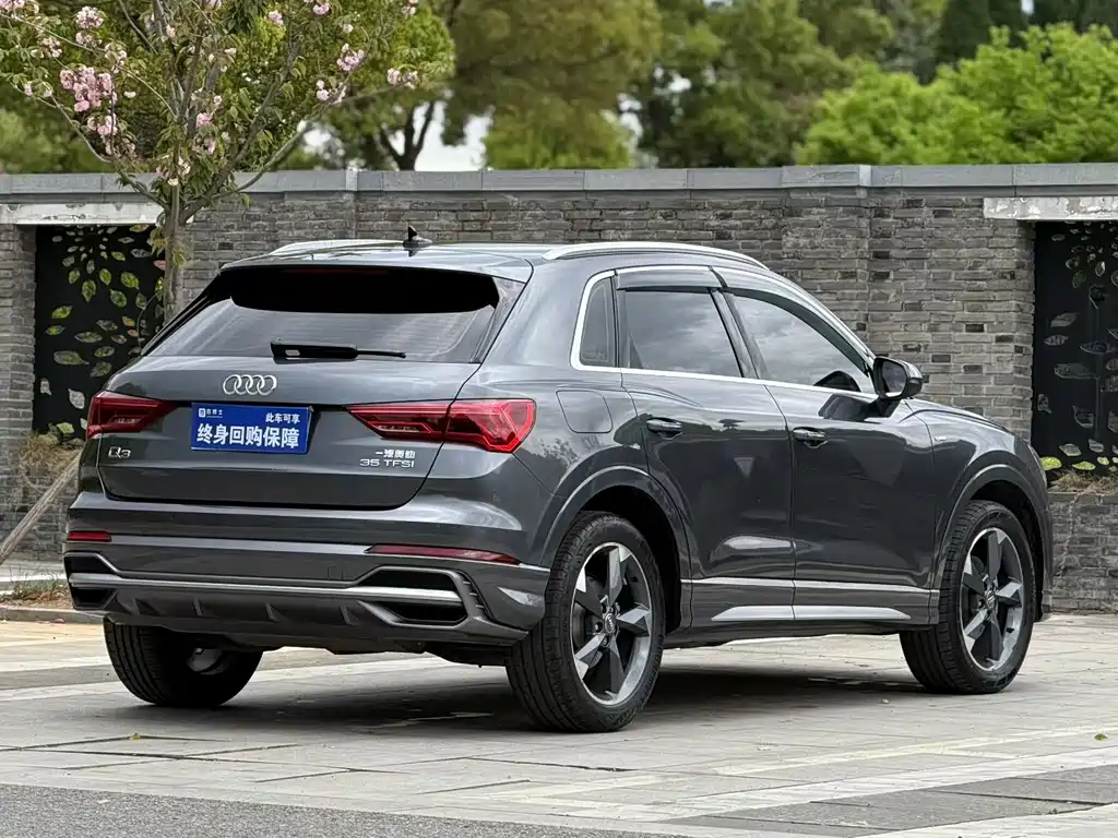 Audi Q3 2020 — фото 4