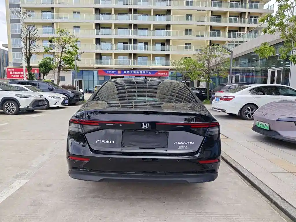Honda Accord 2024