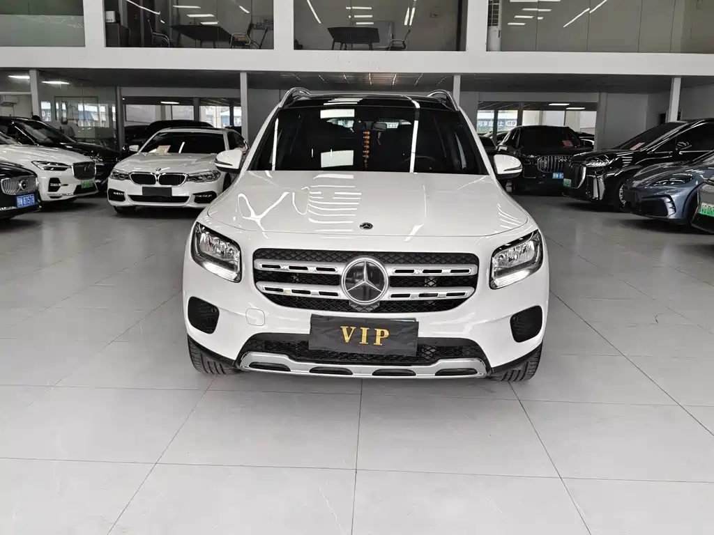 Mercedes-Benz GLB 2021