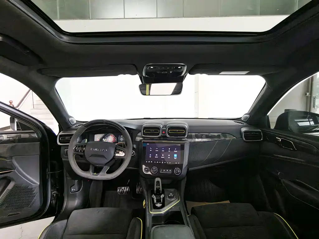 Lynk & Co 03 2022 — фото 4