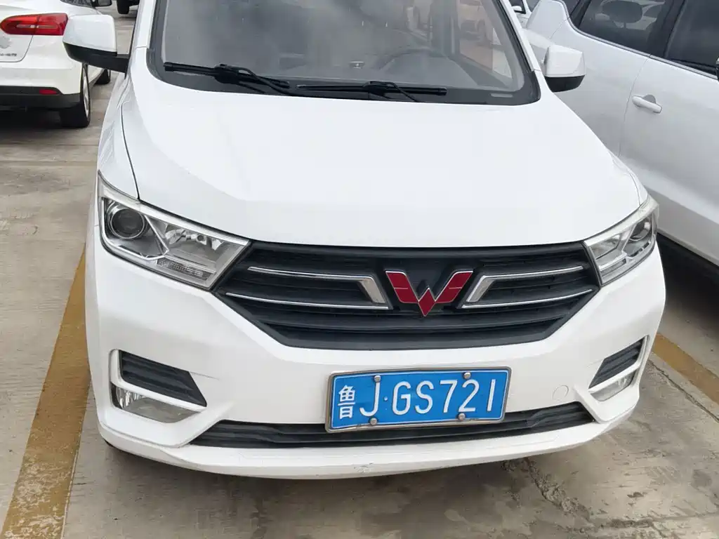 Wuling Hongguang 2018 — фото 2