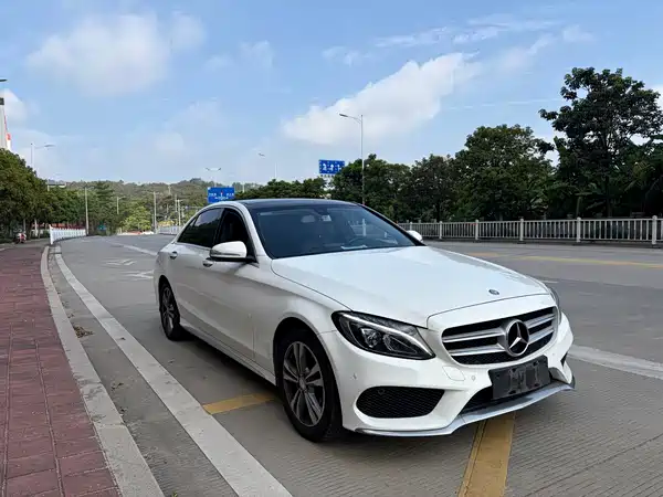 Mercedes-Benz C-Class 2017