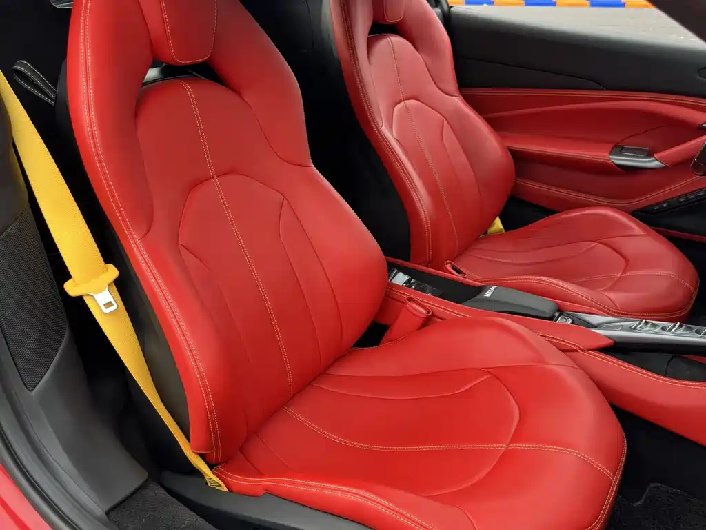 Ferrari F8 2023 — фото 8