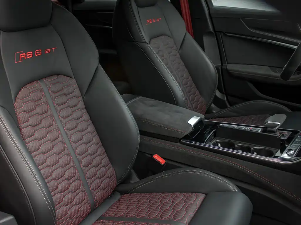 Audi RS 6 2025 — фото 15