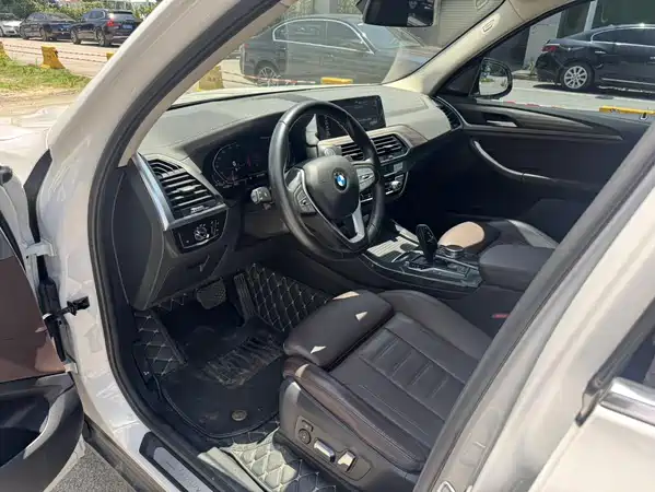 BMW X3 2021