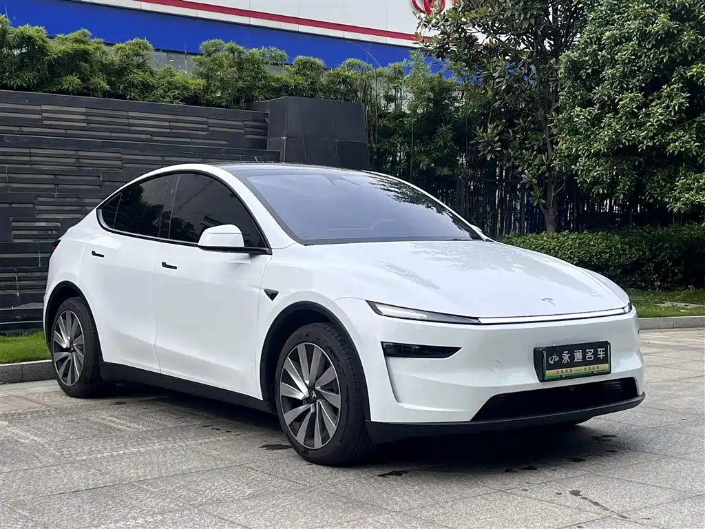 Tesla Model Y 2026 — фото 3