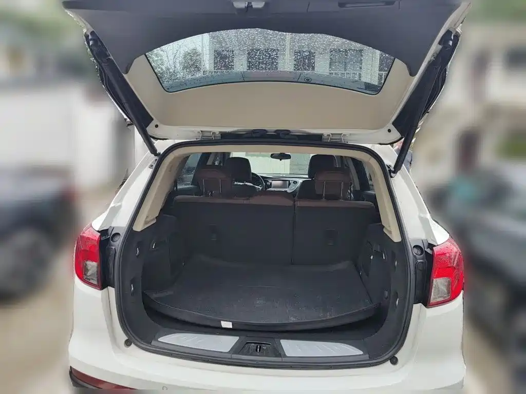 Buick Envision Plus 2017 — фото 10