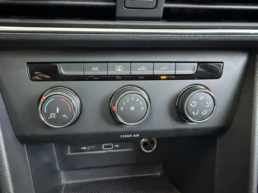 Volkswagen Tiguan L 2023 — фото 11