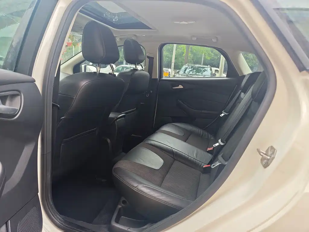 Ford Focus 2015