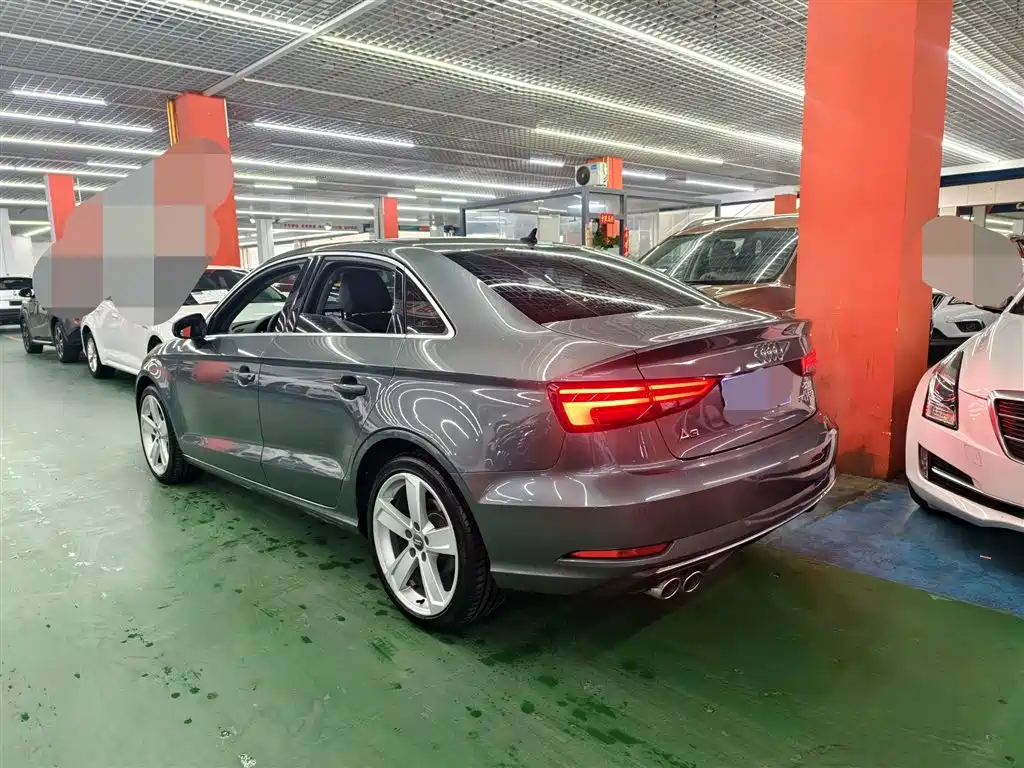 Audi A3 2019 — фото 16