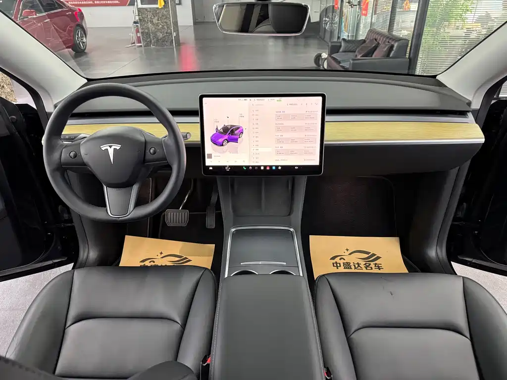 Tesla Model Y 2023 — фото 13